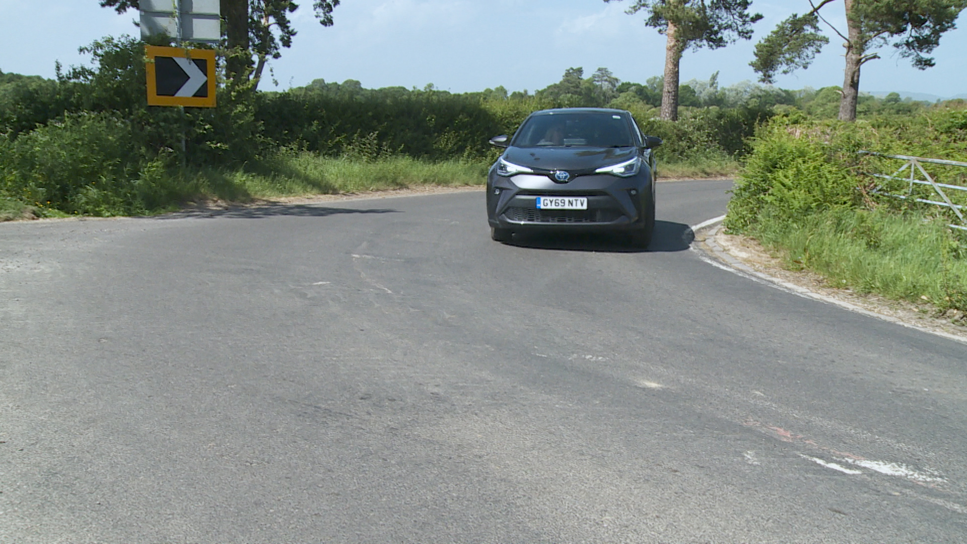 2.0 Hybrid Design 5dr CVT